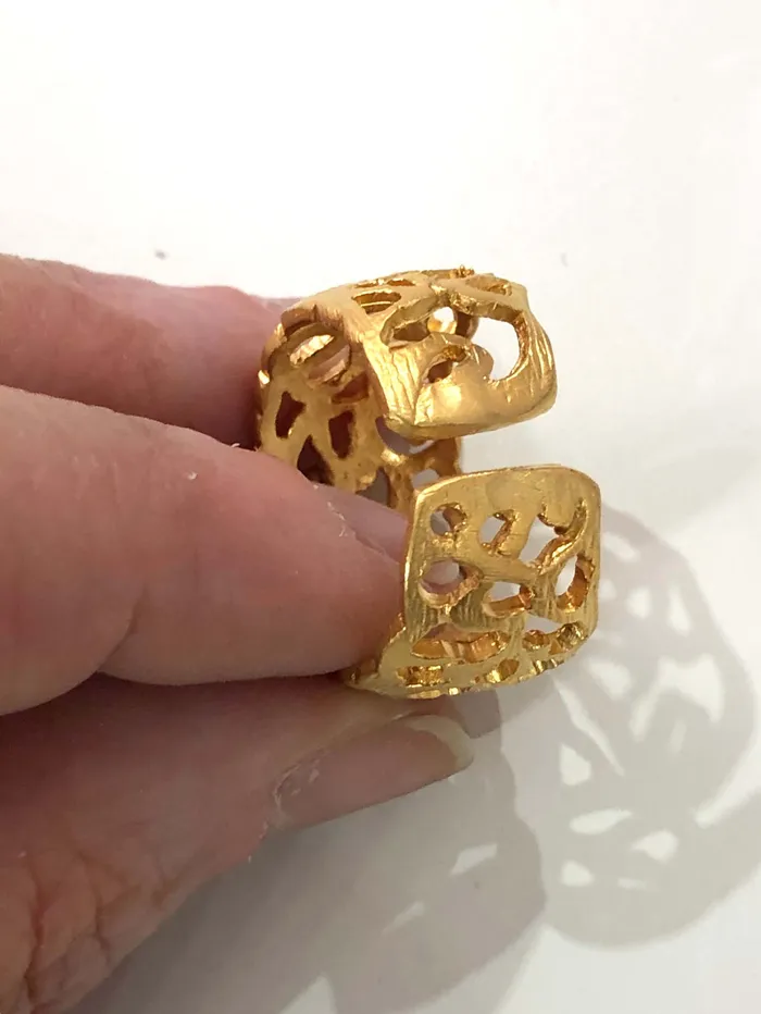 22Kt Gold Plated Brass Adjustable Ring Blank Peppy Beads Rings 22Kt Gold Plated Brass Adjustable Ring Blank Peppy Beads Rings