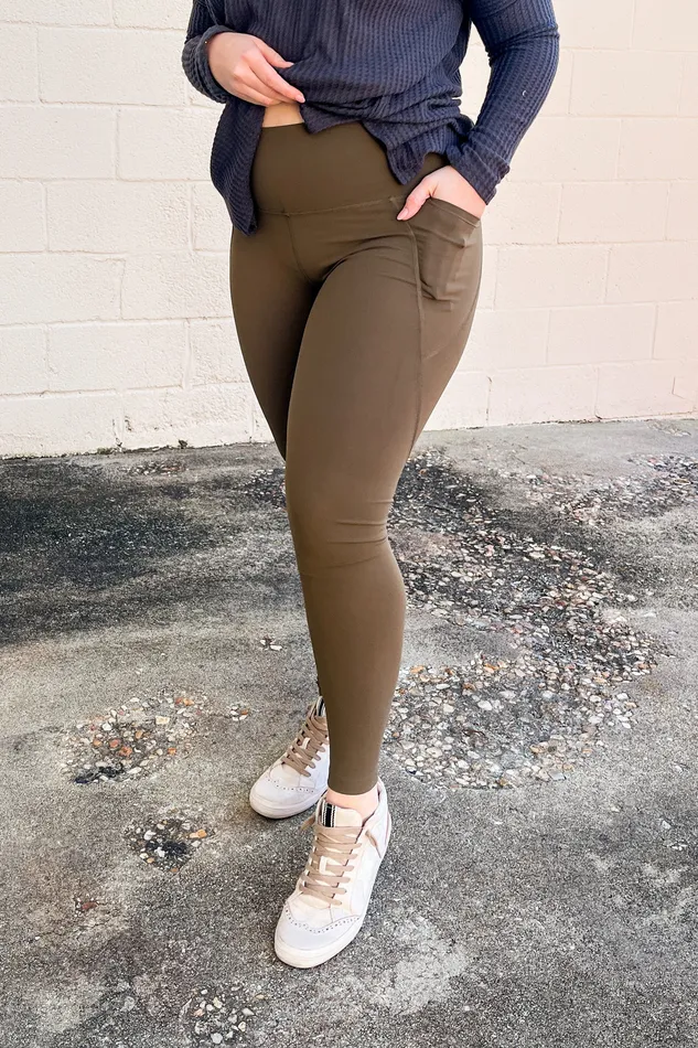 Delta Tummy Control Leggings with Pockets Olive Mono B Necklaces