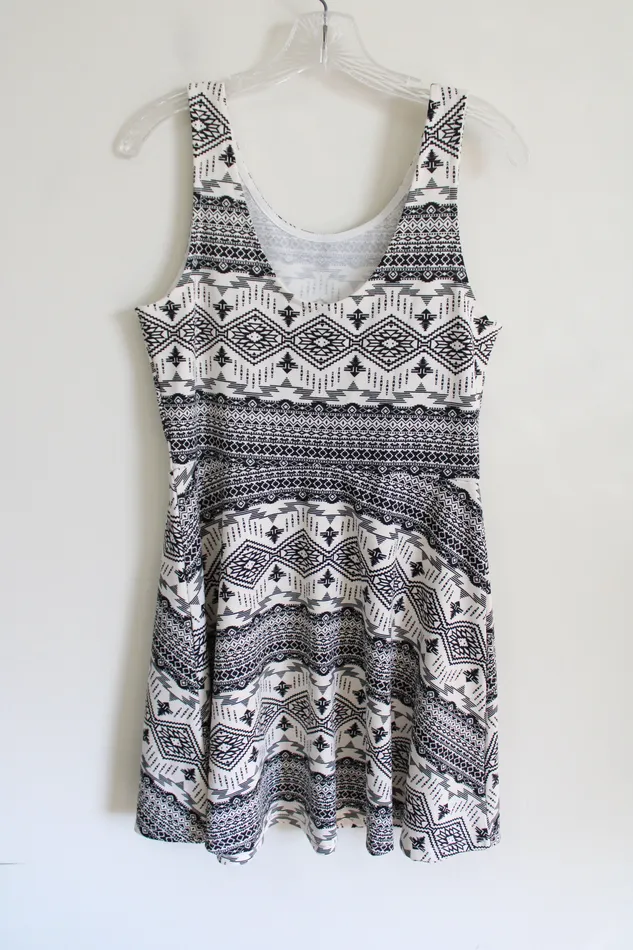 HM HM Divided Black White Aztec Skater Dress 12 Rings