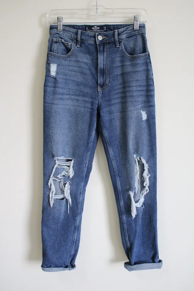 Hollister Hollister Ultra High Rise Stacked Vintage Straight Jeans 3R Earrings