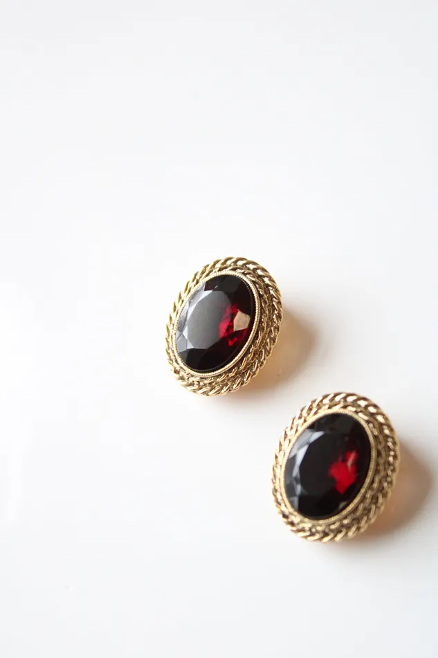 Loree Earrings Loree Oval Garnet Clip On Gold Earrings