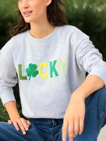 LUCKY Sweatshirt Shiraleah Necklaces