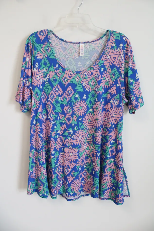LuLaRoe Rings LuLaRoe Blue Green Pink Patterned Scoopneck Tee xL