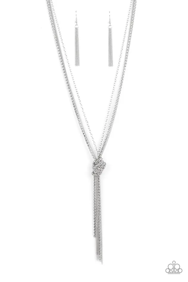 Rings KNOT All There Silver Paparazzi Accessories