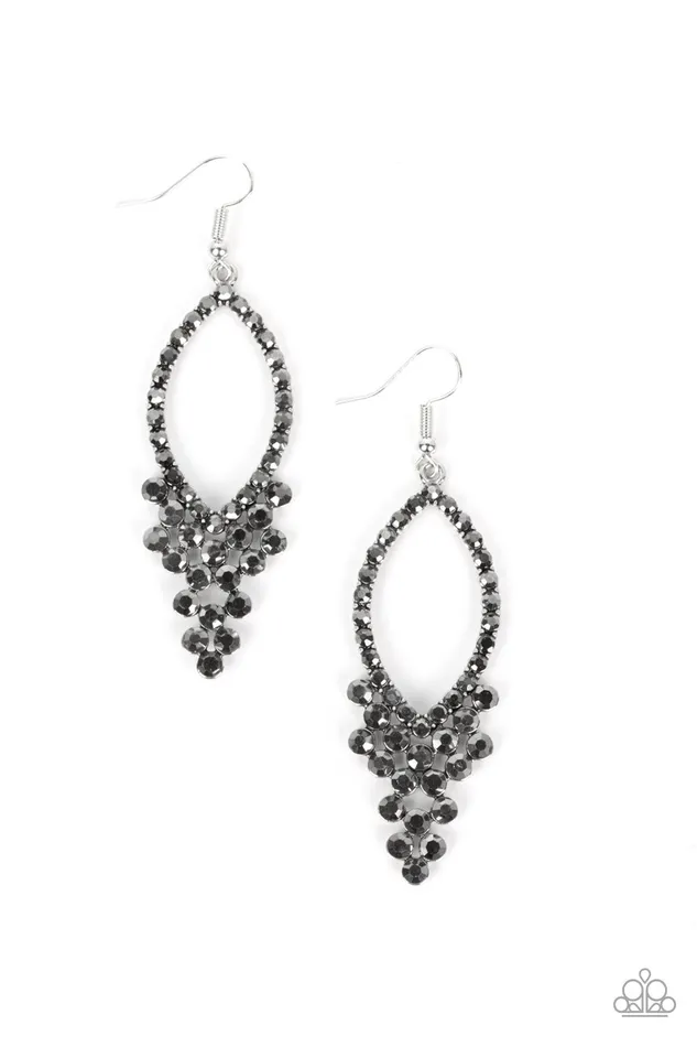 Rings Paparazzi Accessories GLOWING off the Deep End Silver