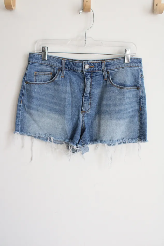 Universal Thread High Rise Shortie Denim Shorts 12 Universal Thread Earrings Universal Thread High Rise Shortie Denim Shorts 12 Universal Thread Earrings