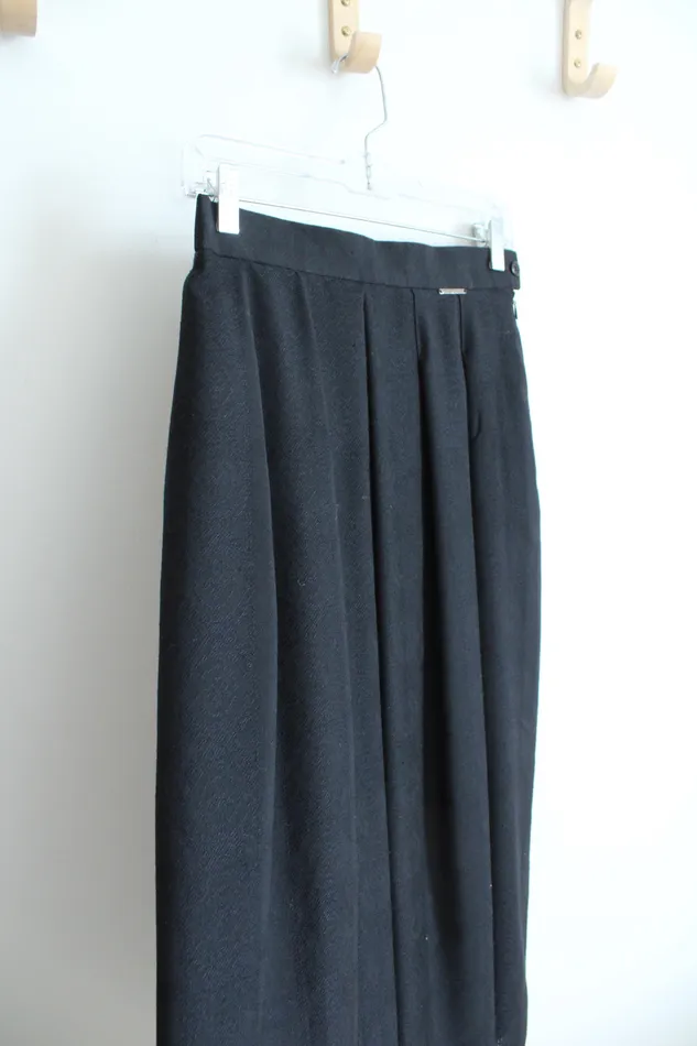 Vintage Geiger Black Pleated Skirt 38M Geiger Rings