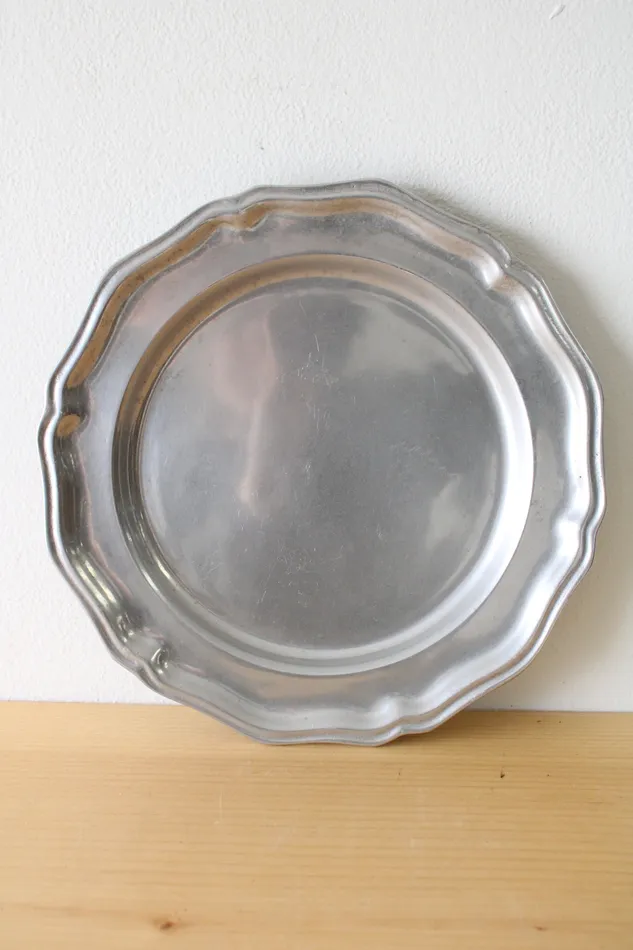 Wilton Pewter Round Serving Platter Plate Jubilee Thrift Rings