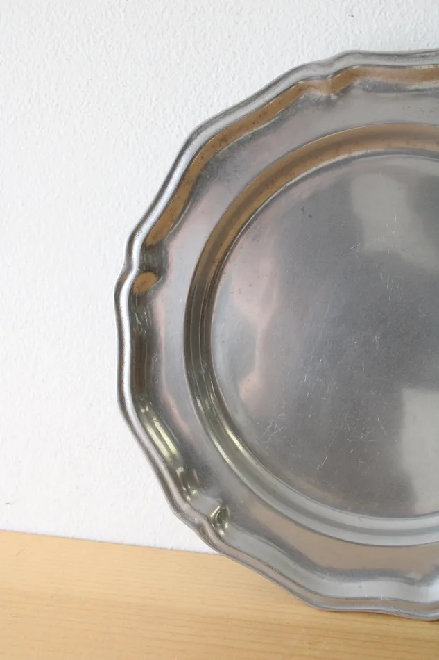Wilton Pewter Round Serving Platter Plate Jubilee Thrift Rings
