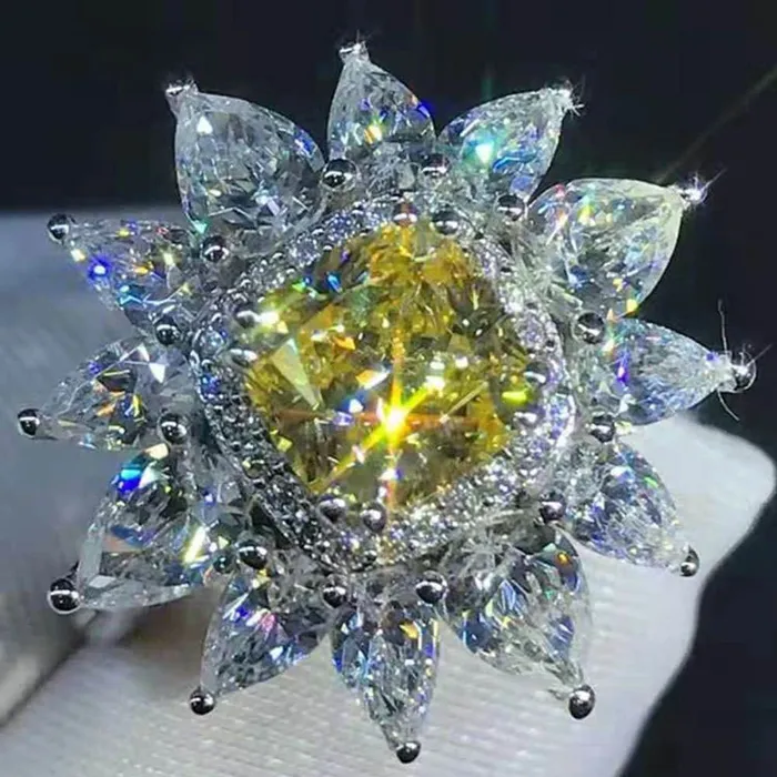 2 Carat Cushion Cut Moissanite Ring Vivid Yellow VVS 13 Stone Double Halo Starburst Leyloon Jewelry Rings