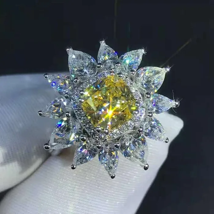 2 Carat Cushion Cut Moissanite Ring Vivid Yellow VVS 13 Stone Double Halo Starburst Leyloon Jewelry Rings
