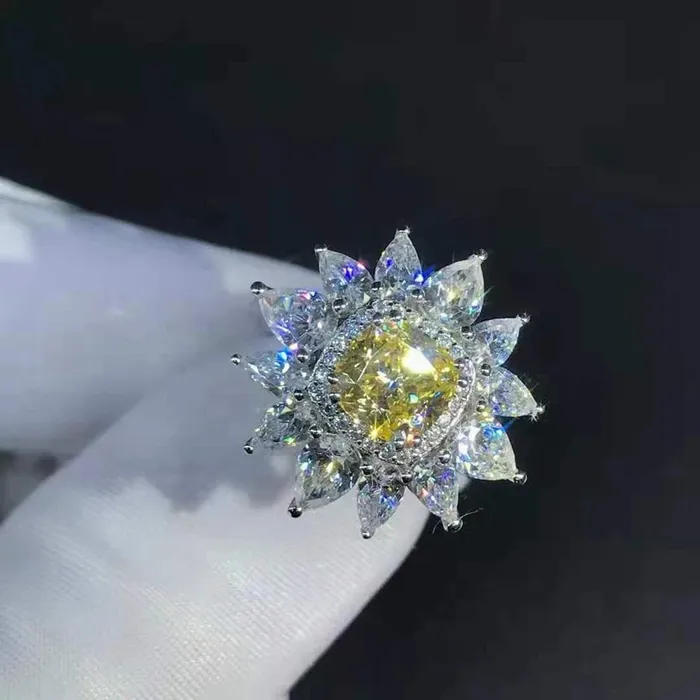 2 Carat Cushion Cut Moissanite Ring Vivid Yellow VVS 13 Stone Double Halo Starburst Leyloon Jewelry Rings