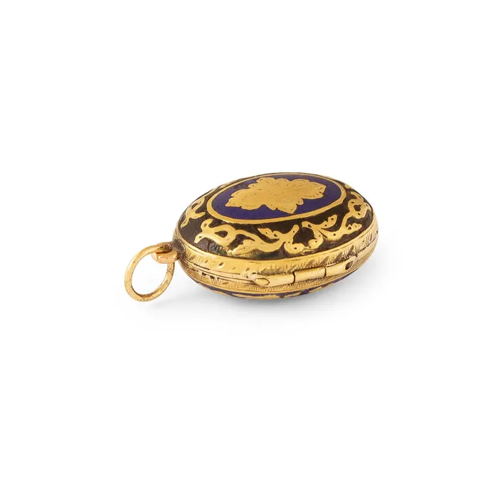 Antique Necklaces Victorian 14k Gold and Enamel Petite Locket