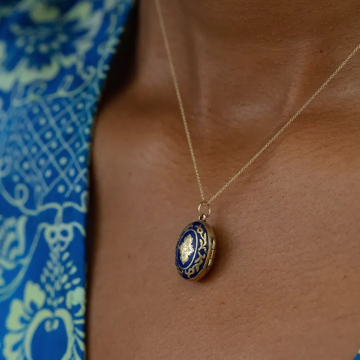 Antique Necklaces Victorian 14k Gold and Enamel Petite Locket