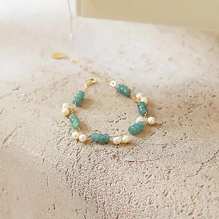 Bracelets Luxe Collection C139 Ice Blue Jade Crystal and Freshwater Pearl Bracelet