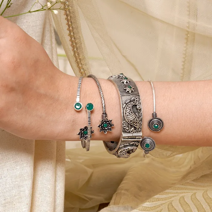 Bracelets Teejh Teejh Nehal Stacked Bracelet Set