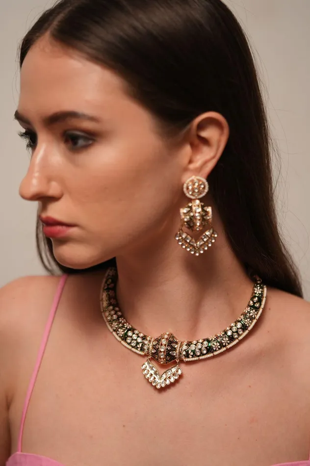 Earrings attrangi Rushi Meenakari Traditional Hasli Set