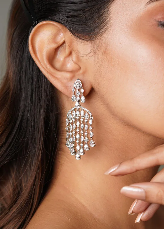 Earrings Attrangi Zeenia Diamond Chandelier Earrings