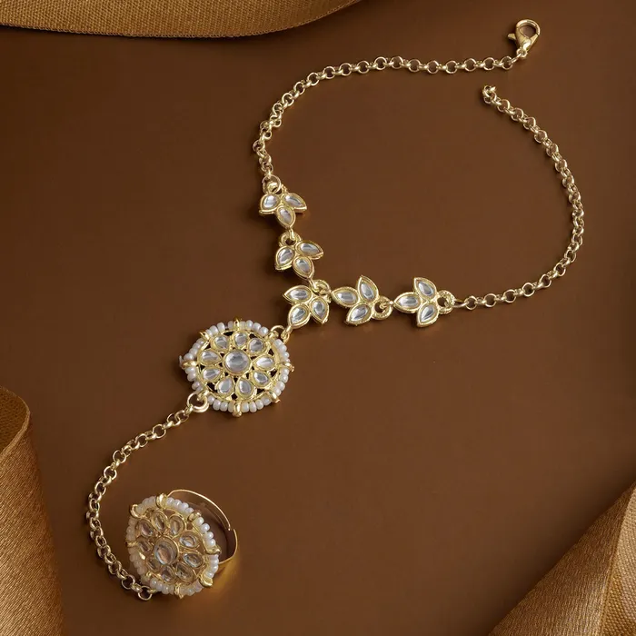 Earrings Teejh Teejh Yashita Hathphool