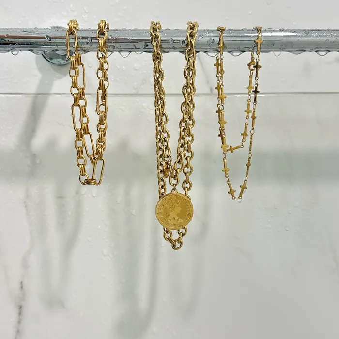 Ellie Vail Necklaces Kennedy Cross Chain Necklace