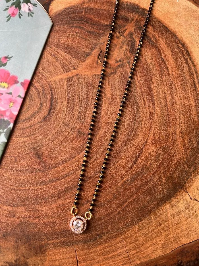Ena Small Mangalsutra Attrangi Earrings
