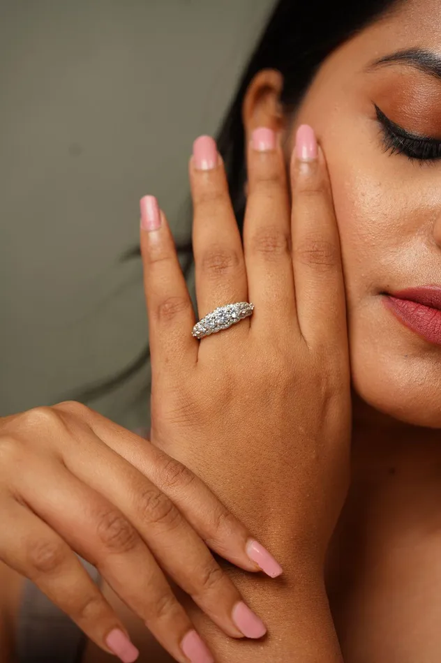 Graduating Round Solitaire Band Ring Attrangi Rings