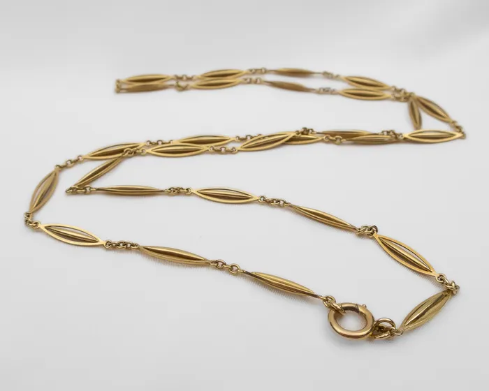 Isadoras A Necklaces Victorian 18KT Chain