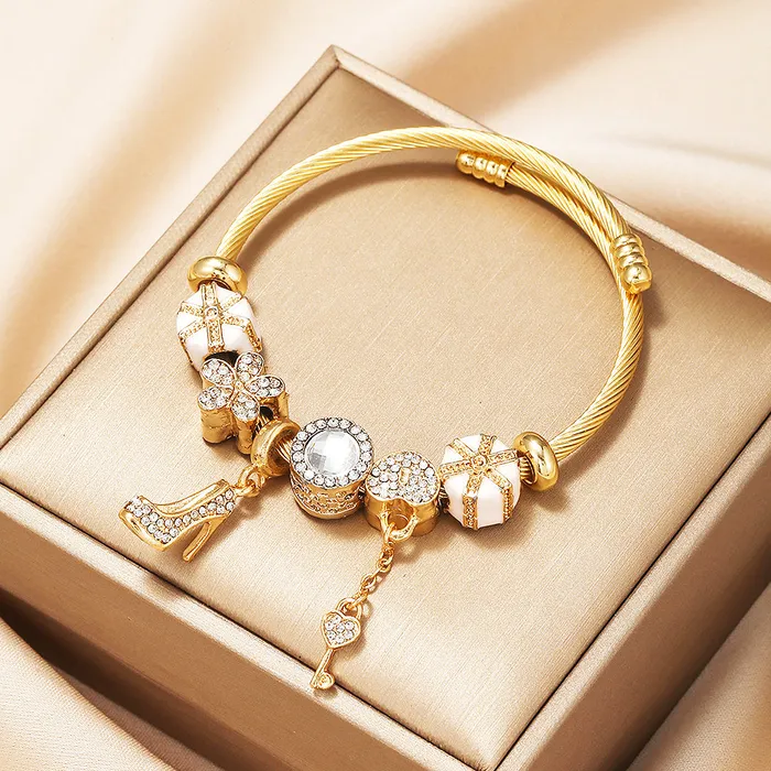 Luxe Collection Luxe6239 Diva Charm Bracelet Bracelets