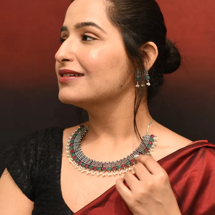 Necklaces Teejh Symmetric Multi colored Silver Necklace Set