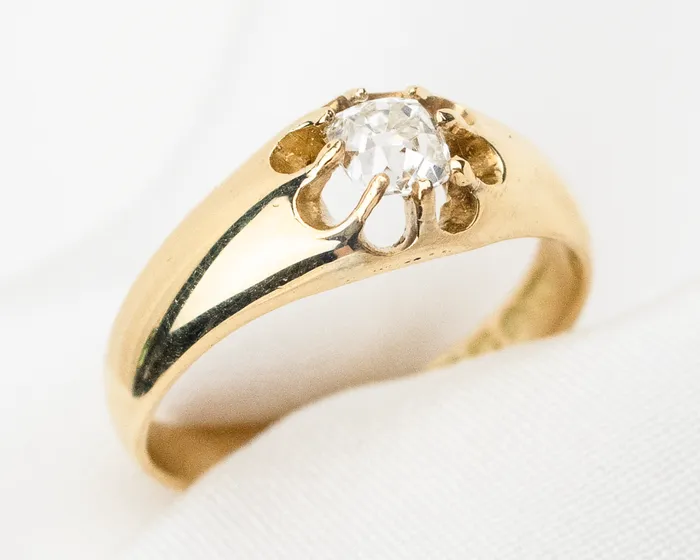 Rings Isadoras A Victorian Buttercup Diamond Solitaire