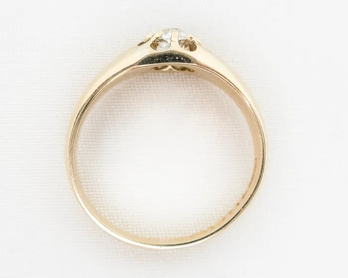 Rings Isadoras A Victorian Buttercup Diamond Solitaire