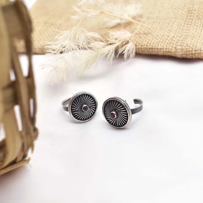Rings Teejh Adira Silver Oxidised Toe Ring Teejh
