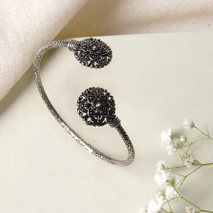 Teejh Bracelets Teejh Akansha Silver Oxidised Floral Bracelet Teejh Bracelets Teejh Akansha Silver Oxidised Floral Bracelet