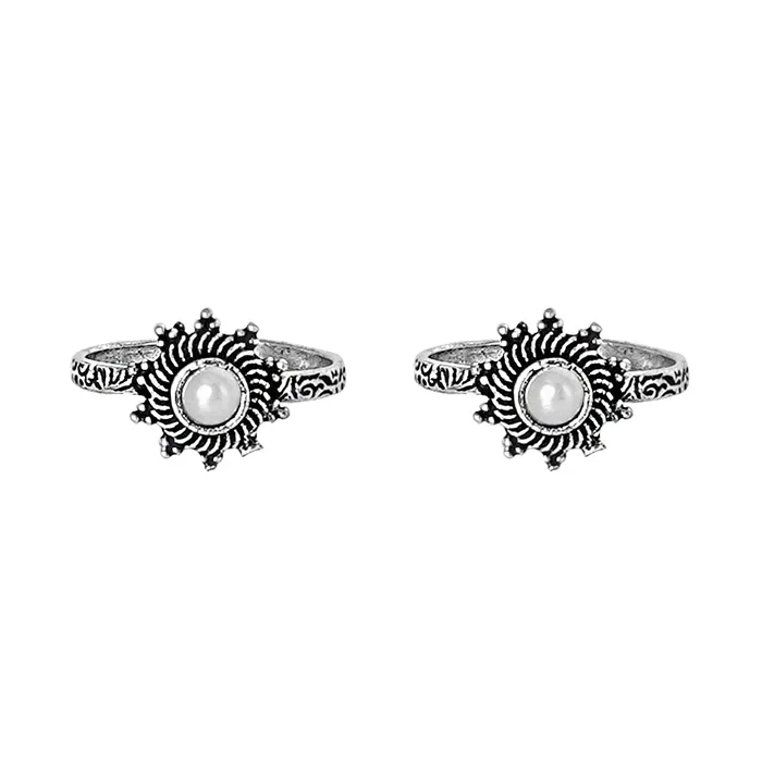 Teejh Rings Teejh Aashvi White Silver Oxidised Toe Rings Teejh Rings Teejh Aashvi White Silver Oxidised Toe Rings