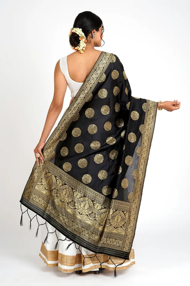 Teejh Rings Teejh Devi Black Banarasi Dupatta
