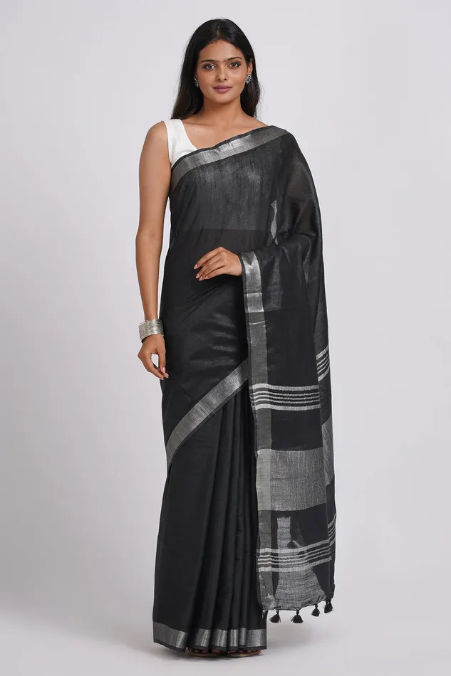 Teejh Teejh Kaya Black Zari Linen Saree Rings Teejh Teejh Kaya Black Zari Linen Saree Rings
