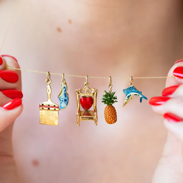 Vintage Necklaces Heart Throne With Enamel And 14k Gold Charm