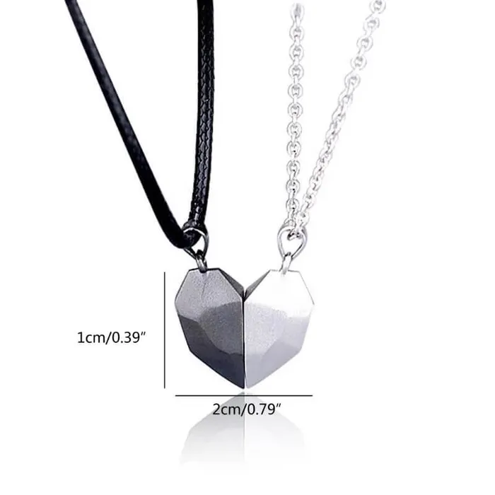worldnetgifts Necklaces Personalized Magnetic Heart Necklace