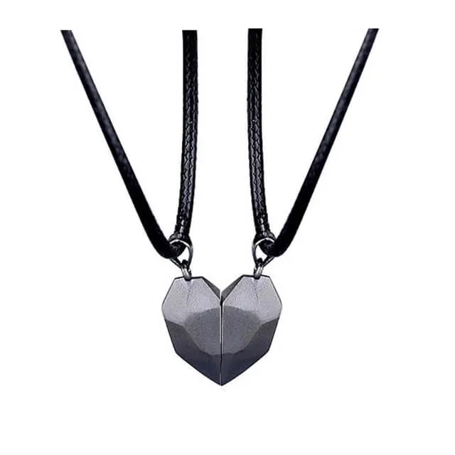 worldnetgifts Necklaces Personalized Magnetic Heart Necklace