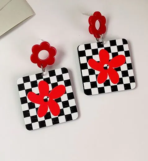 01 Earrings E1648 Red Flower Checkerboard Acrylic Earrings