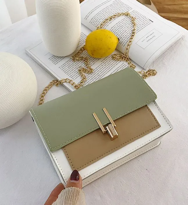 01 Rings PB110 White Beige Green Purse