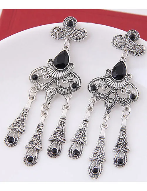 02 Earrings E66 Black Gemstone Decorated Tassel Earrings