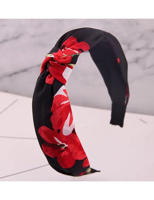 02 Rings H391 Black Floral Fabric Covered Head Band