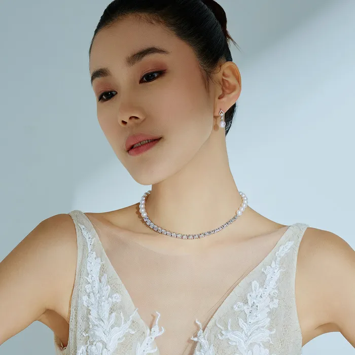 18K Akoya Hanadama Pearl Earrings KE00088 DESIRE Pearly Lustre Earrings