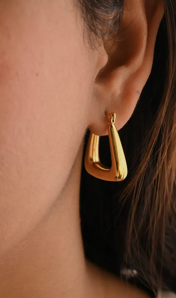 18K GoldFilled Triangle Hoop Earrings Geometry Hoops Triangle Hoops for Girls Hollow Hoops For Women Jewelvers Earrings 18K GoldFilled Triangle Hoop Earrings Geometry Hoops Triangle Hoops for Girls Hollow Hoops For Women Jewelvers Earrings