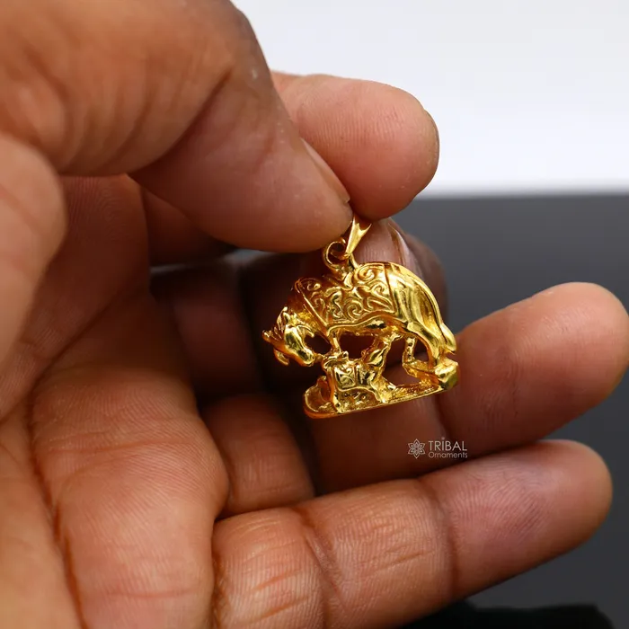 925 sterling silver handmade elegant divine kamdhenu cow with calf pendant amazing gold polished cow and calf pendant best gift nsp605 TRIBAL ORNAMENTS Necklaces
