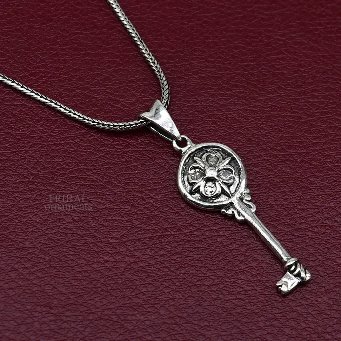 925 sterling silver vintage style handmade key pendant amazing fancy stylish attractive pendant for boys and girls ssp1607 TRIBAL ORNAMENTS Necklaces 925 sterling silver vintage style handmade key pendant amazing fancy stylish attractive pendant for boys and girls ssp1607 TRIBAL ORNAMENTS Necklaces