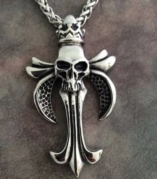 alice AZ725 Silver Skull Pendant Necklace Necklaces