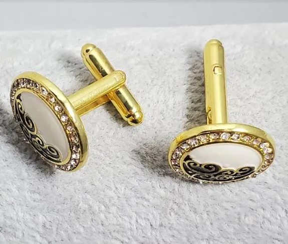 AZ75 Gold White Enamel Rhinestone Cufflinks alice Rings