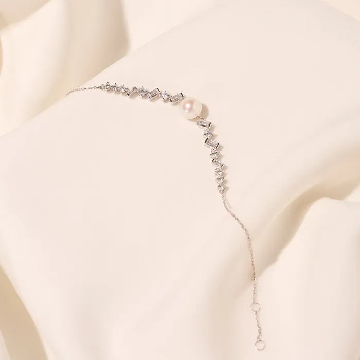 Bracelets 18K Solid Gold Top Grade Freshwater Pearl Bracelet KB00043 CELESTE Pearly Lustre